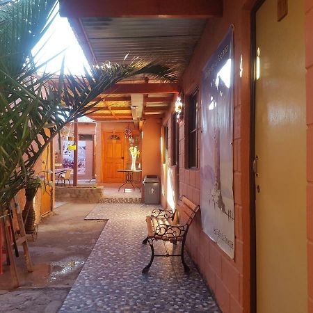 Hostal Tuyasto San Pedro De Atacama Zewnętrze zdjęcie