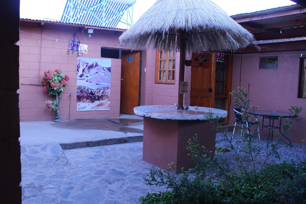 Hostal Tuyasto San Pedro De Atacama Zewnętrze zdjęcie